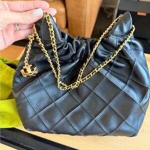 Tory Burch Black Quilted Shoulder Bag with Gold Chain